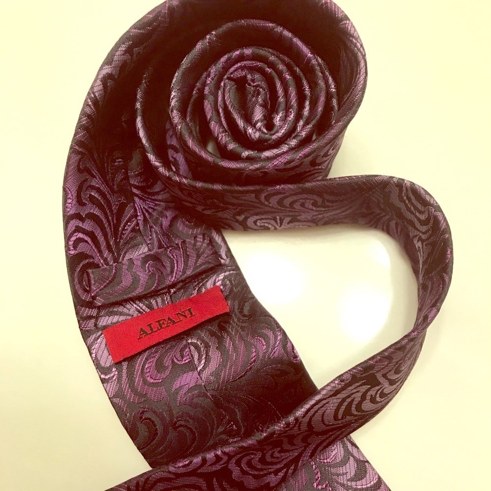 NWOT Alfani Purple Gradient Silk Tie